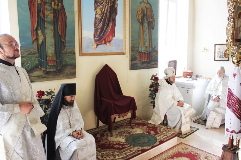 Апостол
